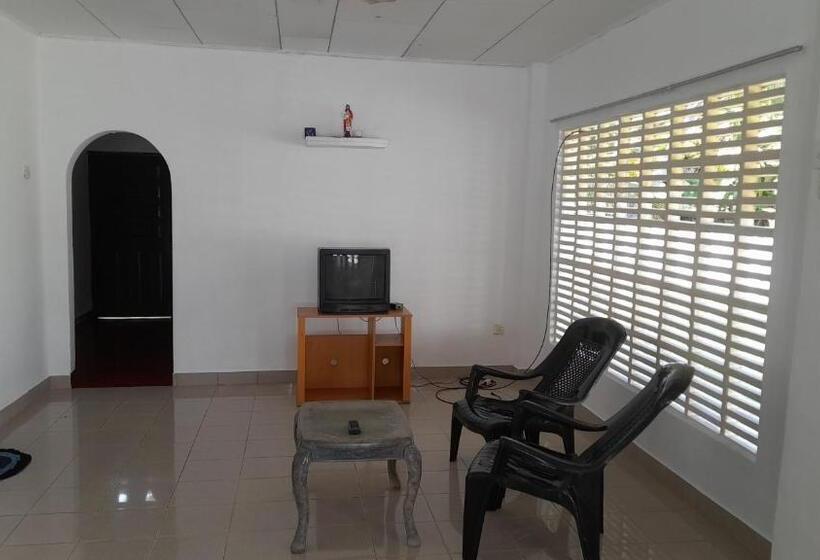 پانسیون Gloria Cottage Non Ac