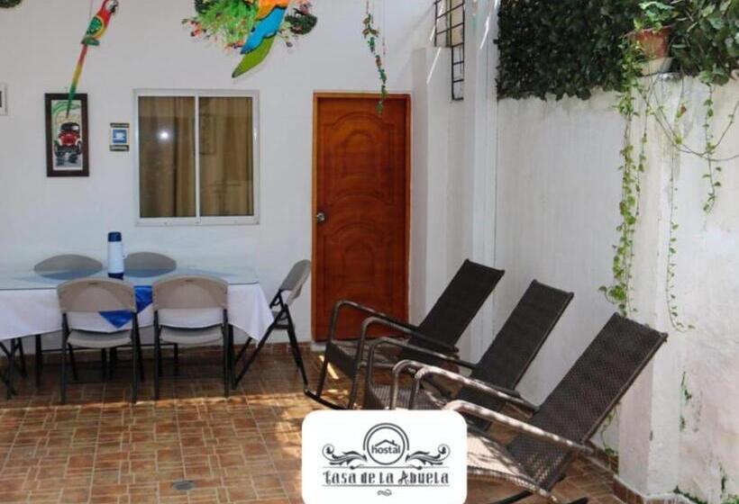 פנסיון Hostal Casa De La Abuela