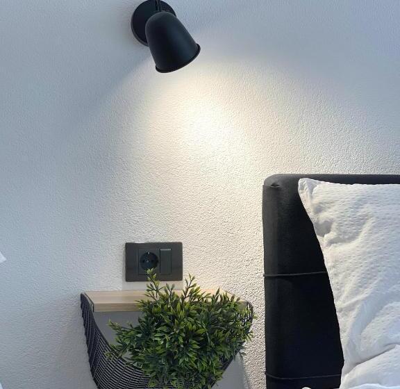 پانسیون Laguna Apartments