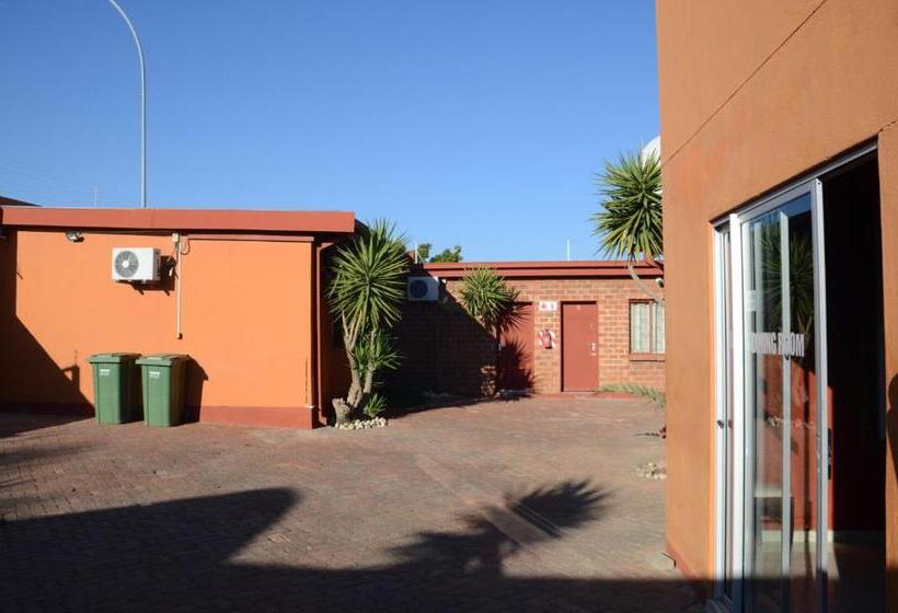 پانسیون Oluzizi Guest House