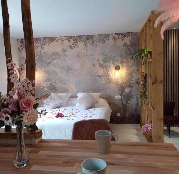 Отель Bélénos Suites & Spa