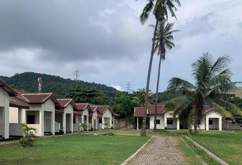 هتل Pelangi Merak Redpartner