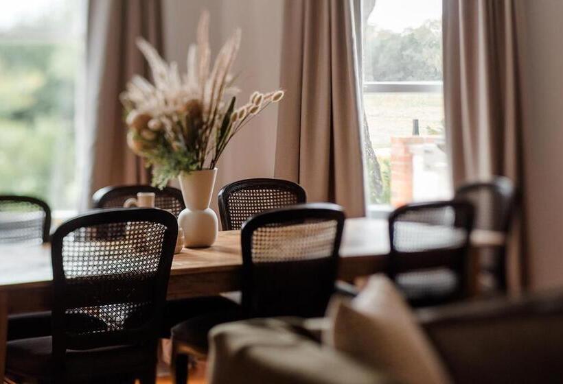 هتل Wahgunyah Farm Stay