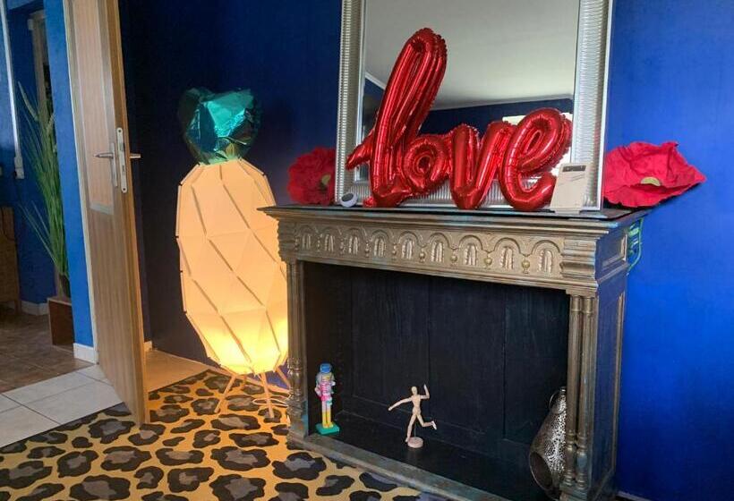 Пансион Suite Romantique Jacuzzi