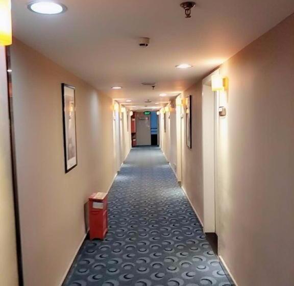 هتل 7 Days Premium Zunyi Conference Site Dingzikou