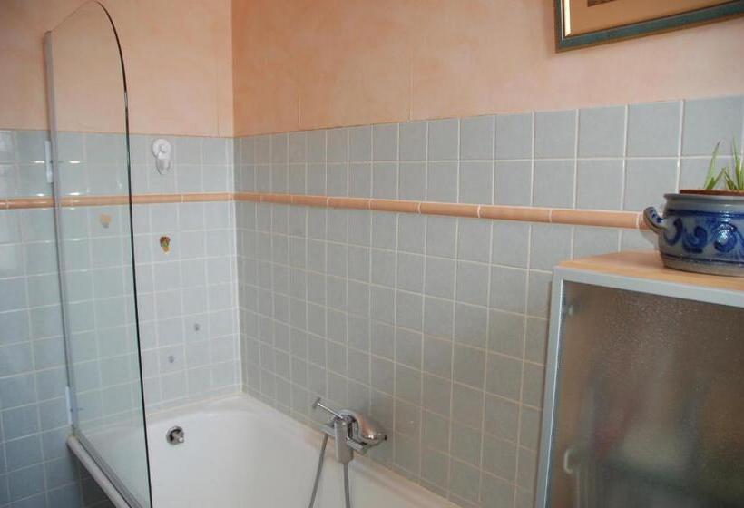 بنسيون Chambre Indépendante Avec Salle De Bains Privée