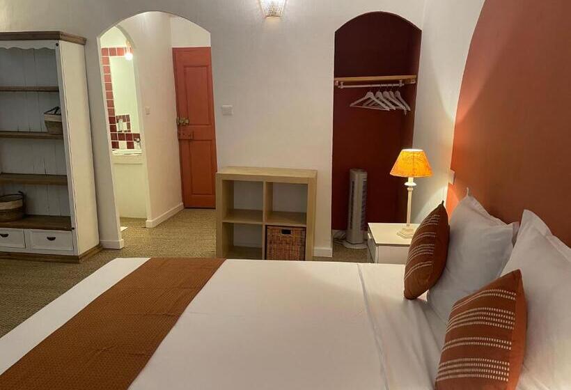 ペンション La Villageoise