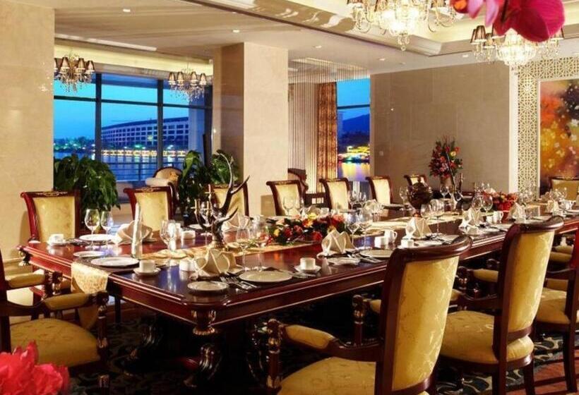 אתר נופש New Century Hotel Zaozhuang Fengming