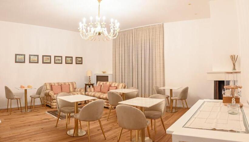 مبيت وإفطار Casa Feremi