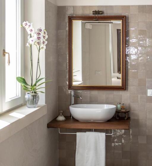 تختخواب و صبحانه Villa Tuzzo