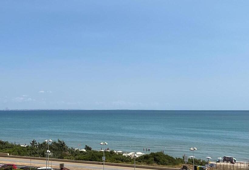 Ex Blank Hotel   Trilocale Fronte Mare