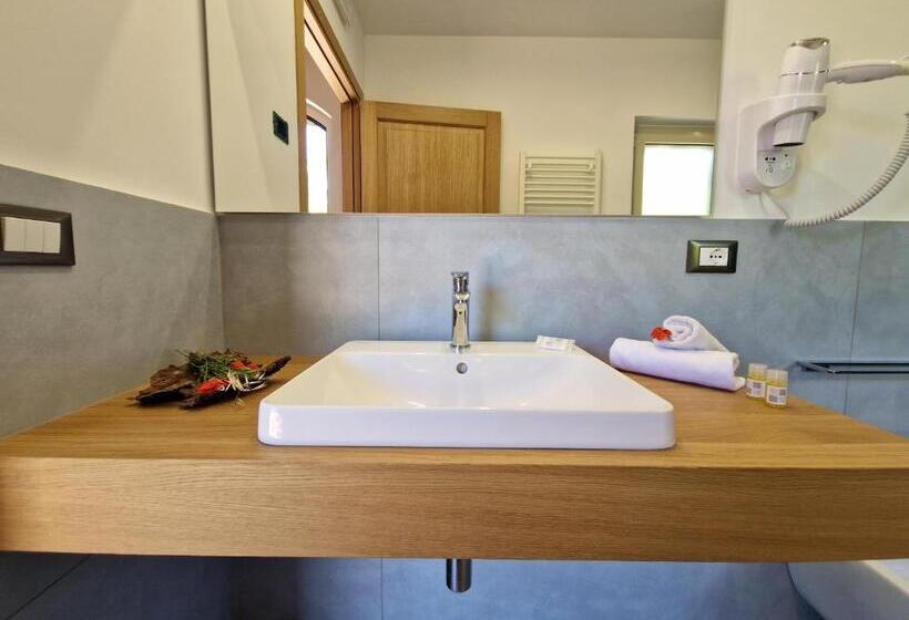 هتل Agriturismo Lumia Resort