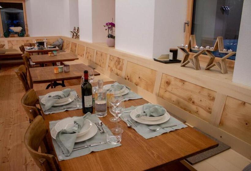 호텔 Osteria Bäkar