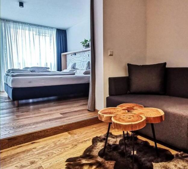 هتل Reischl,s Sport Und Wander