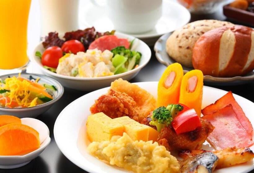 هتل Route Inn Tonami Inter