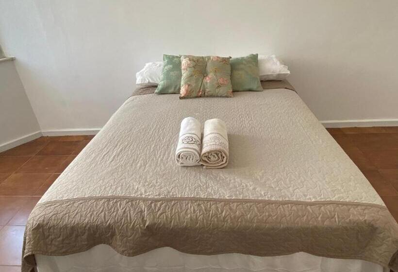 膳宿费 Quarto Em Casa Ampla