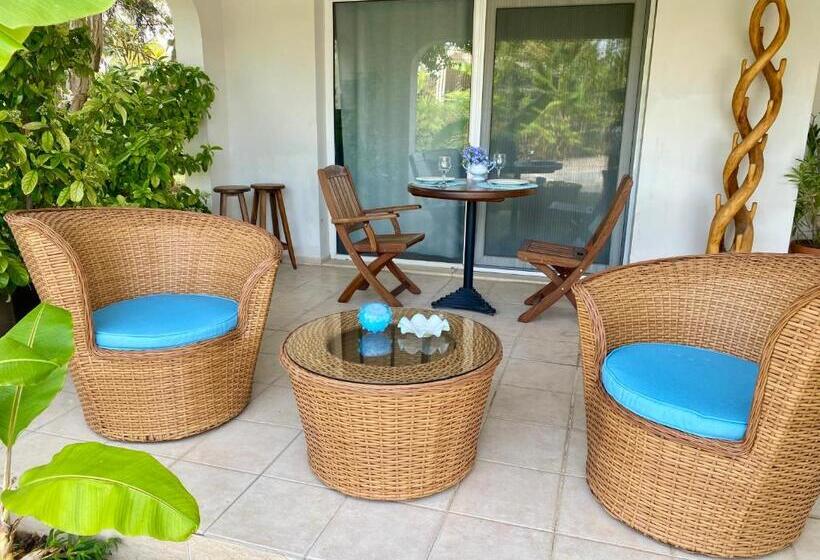 پانسیون Sunyear Guest Houses 1