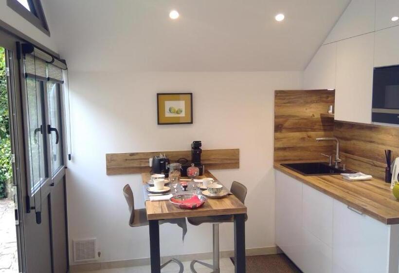 تختخواب و صبحانه L Atelier