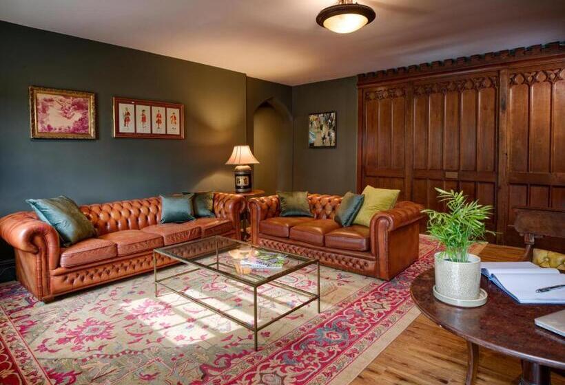 مبيت وإفطار Tyrrells Park