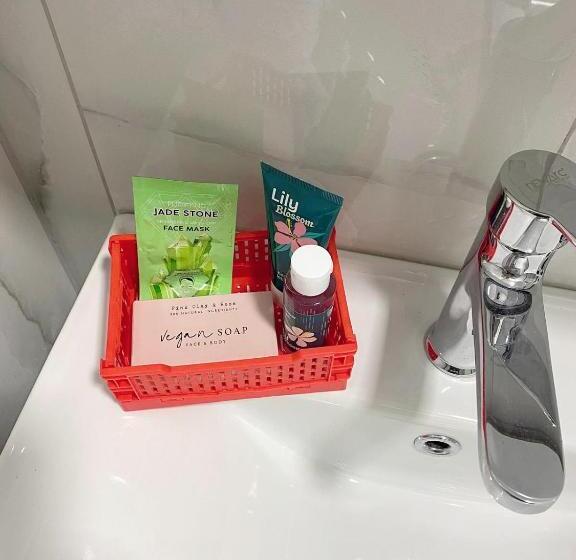 민박 Zelle Airport Boutique