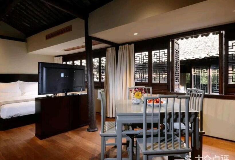 فندق Blossom House Zhouzhuang Jixiang Yard