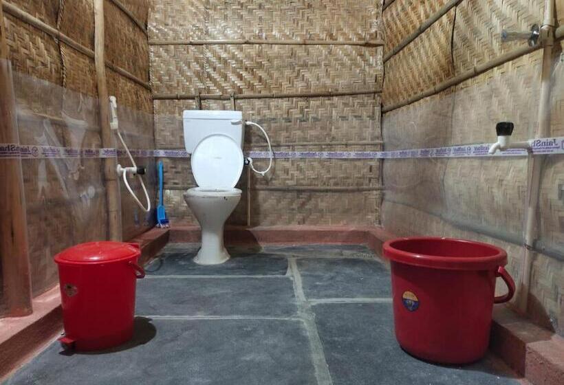 هتل Hampi Waterfall Cottages