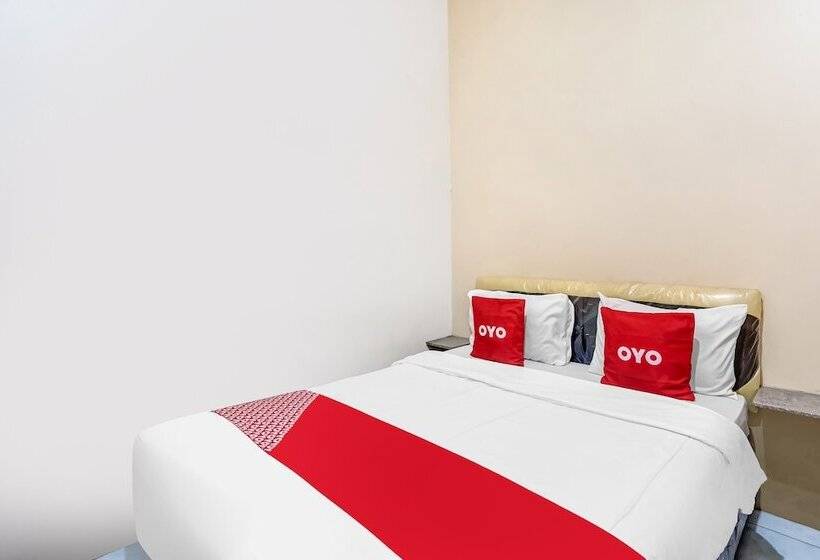ホテル Oyo 91361 Benlin D Kost