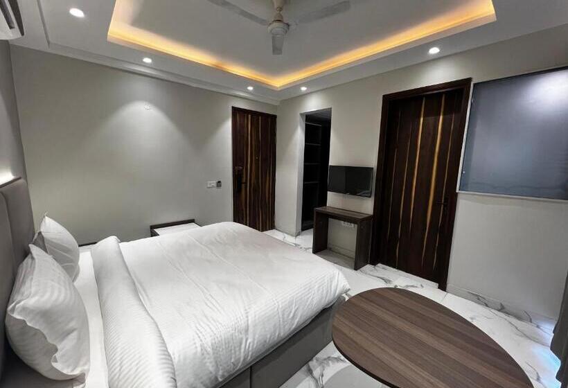 호텔 Hoften Sukh Vasa, Sector 51 Gurgaon