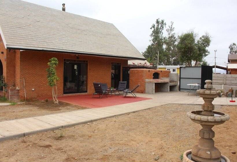 بنسيون Hostal El Valle