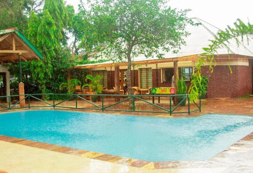 ベッドアンドブレックファースト Ngorongoro Camp And Lodge