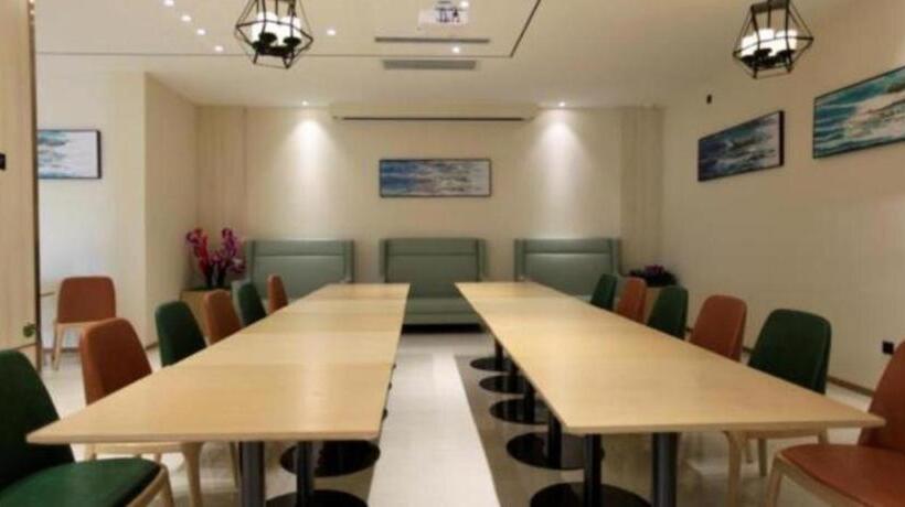 هتل City Comfort Inn Taiyuan Xiaodian District Government Tongda Street Metro Station
