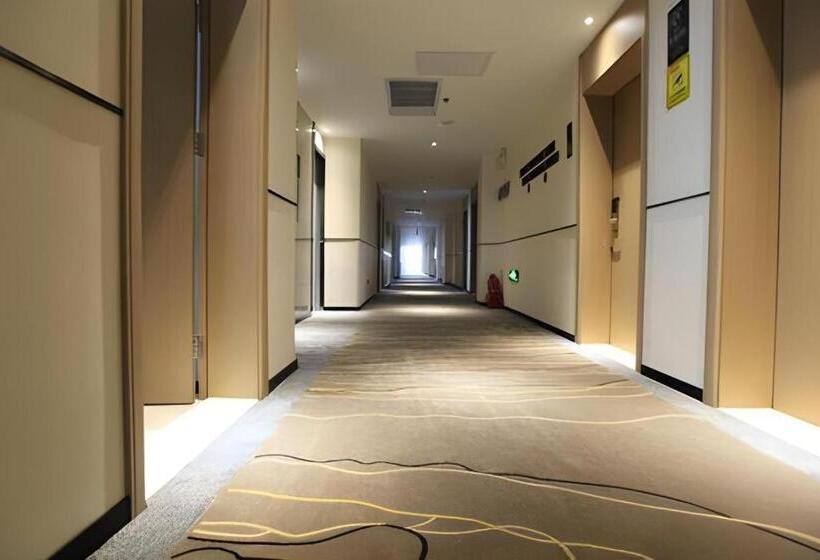 هتل City Comfort Inn Taiyuan Xiaodian District Government Tongda Street Metro Station