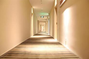 هتل City Comfort Inn Zhuhai University Town Tangjiawan Plaza