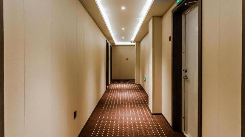 ホテル Hi Inn Qingdao Jimo Baolong Plaza