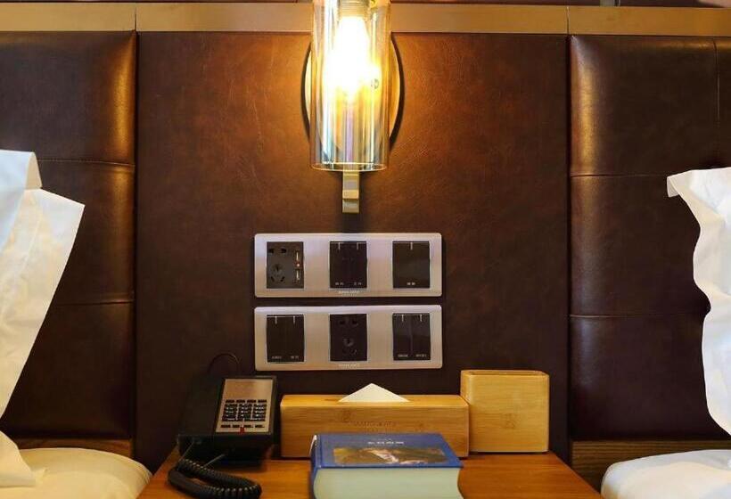 בית מלון כפרי James Joyce Coffetel·shenyang North Railway Station Shifu Square