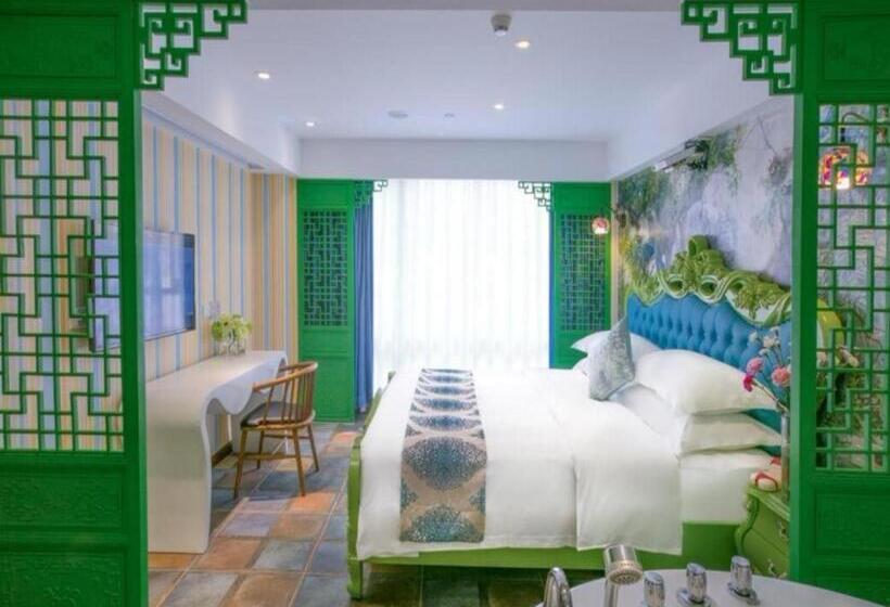 Vienna Hotel Shenzhen Dongmen Hubei Metro Station
