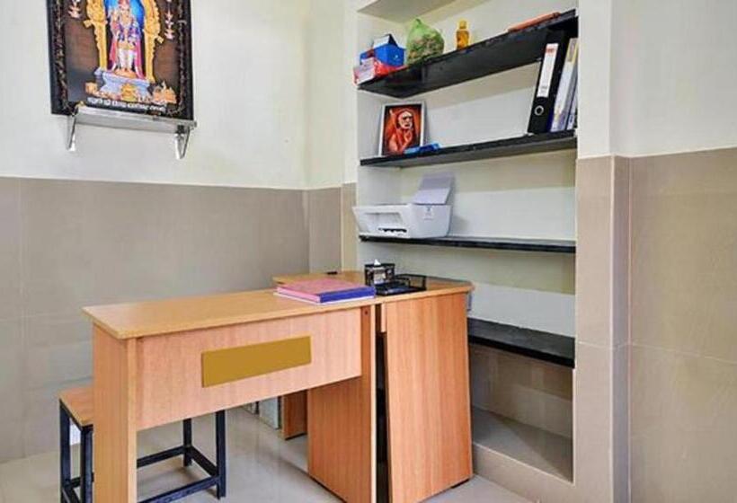 هتل Fabexpress Clover Castle   Nr Coimbatore International Airport