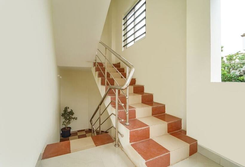 هتل Fabexpress Clover Castle   Nr Coimbatore International Airport