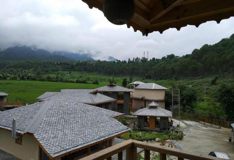 فندق Osho Himalayas Meditation Resort