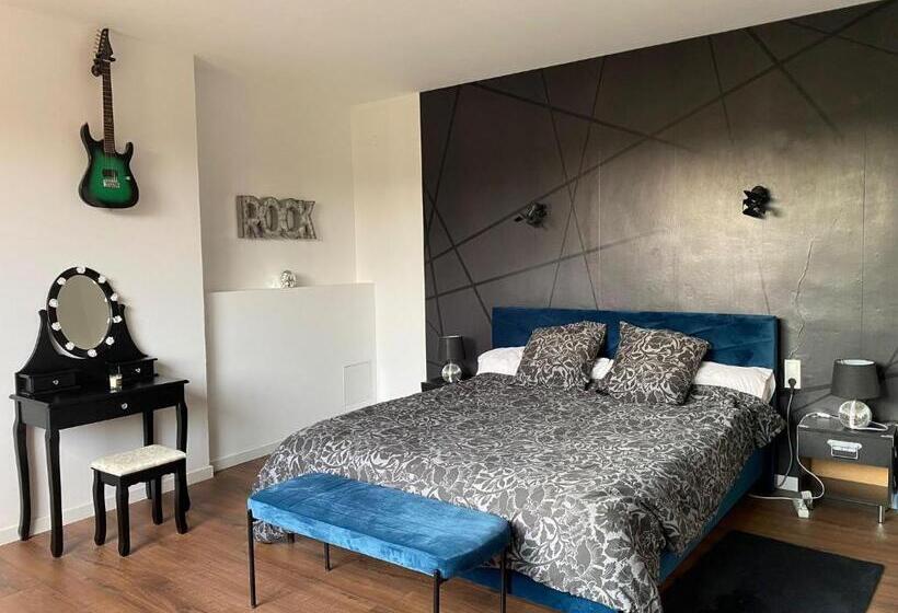 بنسيون La Fermette   Chambre Rock! De 45m2 Avec Lit King Size Proche D Arras