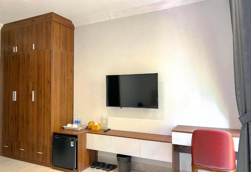 Linda Hotel   Sunset Town   Phu Quoc