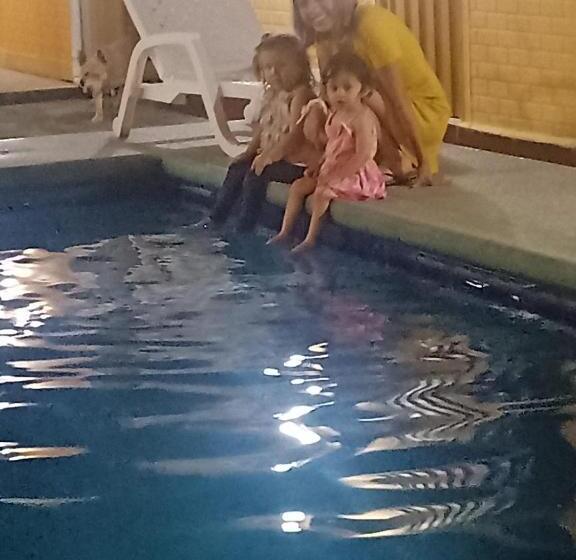 پانسیون Cabañas Maria Luisa