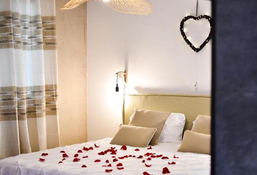 ペンション Les Nuits D Olympe   Suite & Spa Privatif