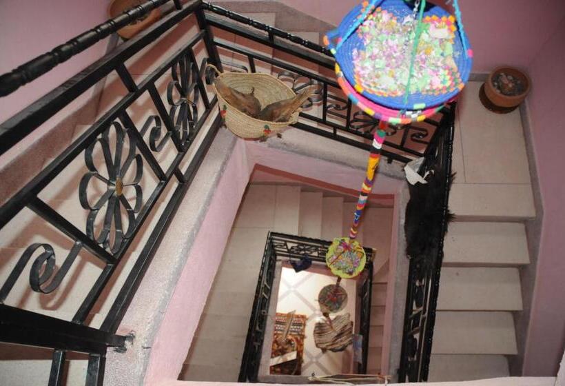 هاستل Auberge De La Jeunesse