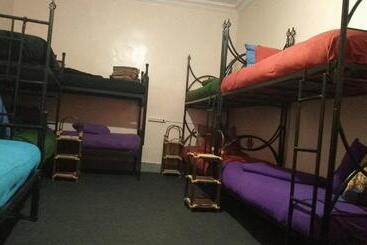 هاستل Auberge De La Jeunesse