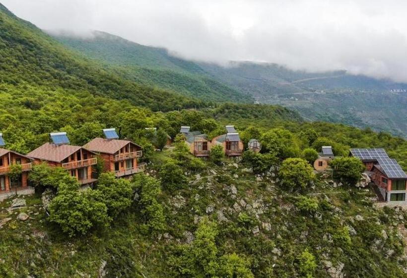 هاستل Harsnadzor Eco Resort