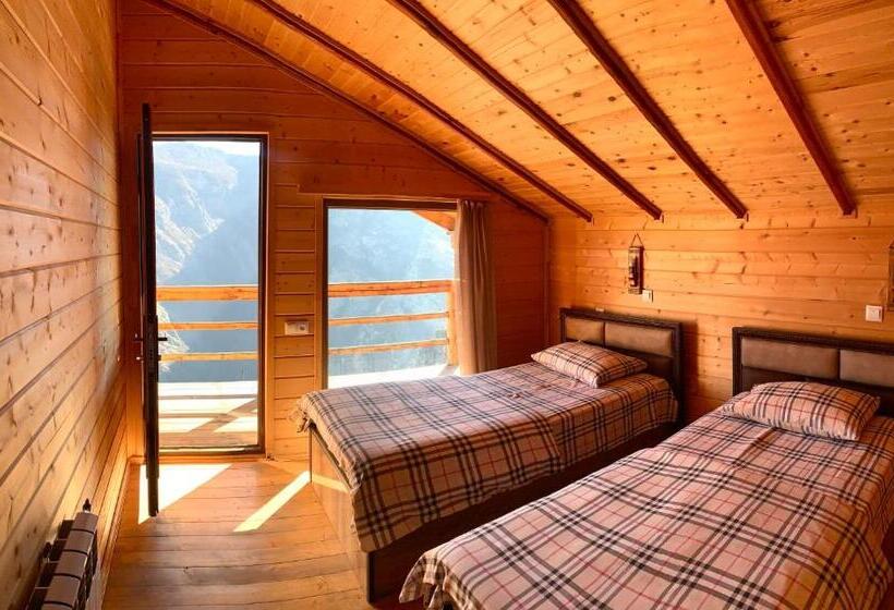 هاستل Harsnadzor Eco Resort