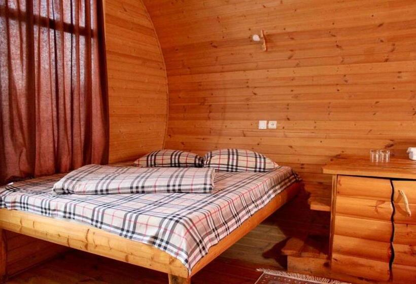 هاستل Harsnadzor Eco Resort