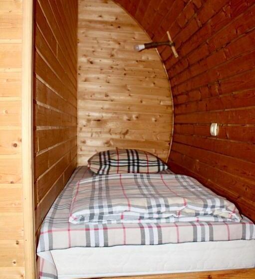 هاستل Harsnadzor Eco Resort