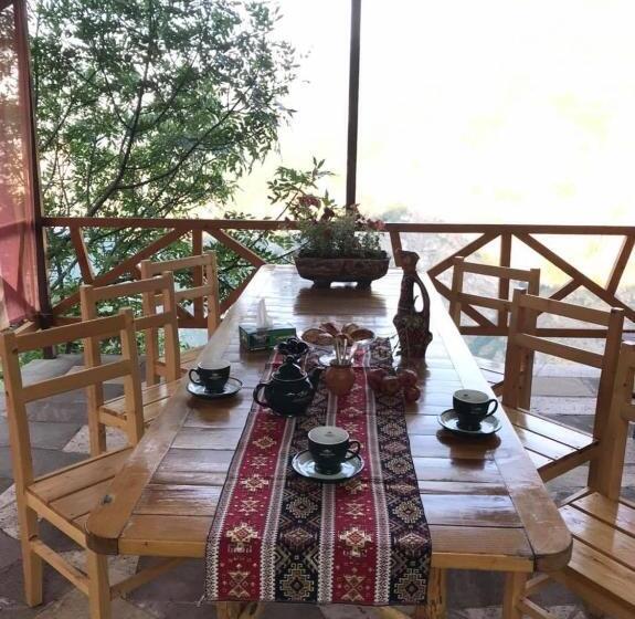 هاستل Harsnadzor Eco Resort